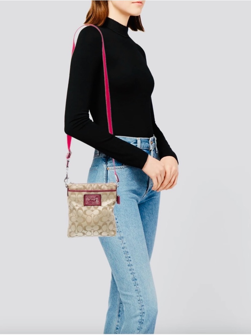 Coach Beige Signature Canvas Crossbody with Red Trim and Strap - Picture 7 of 14